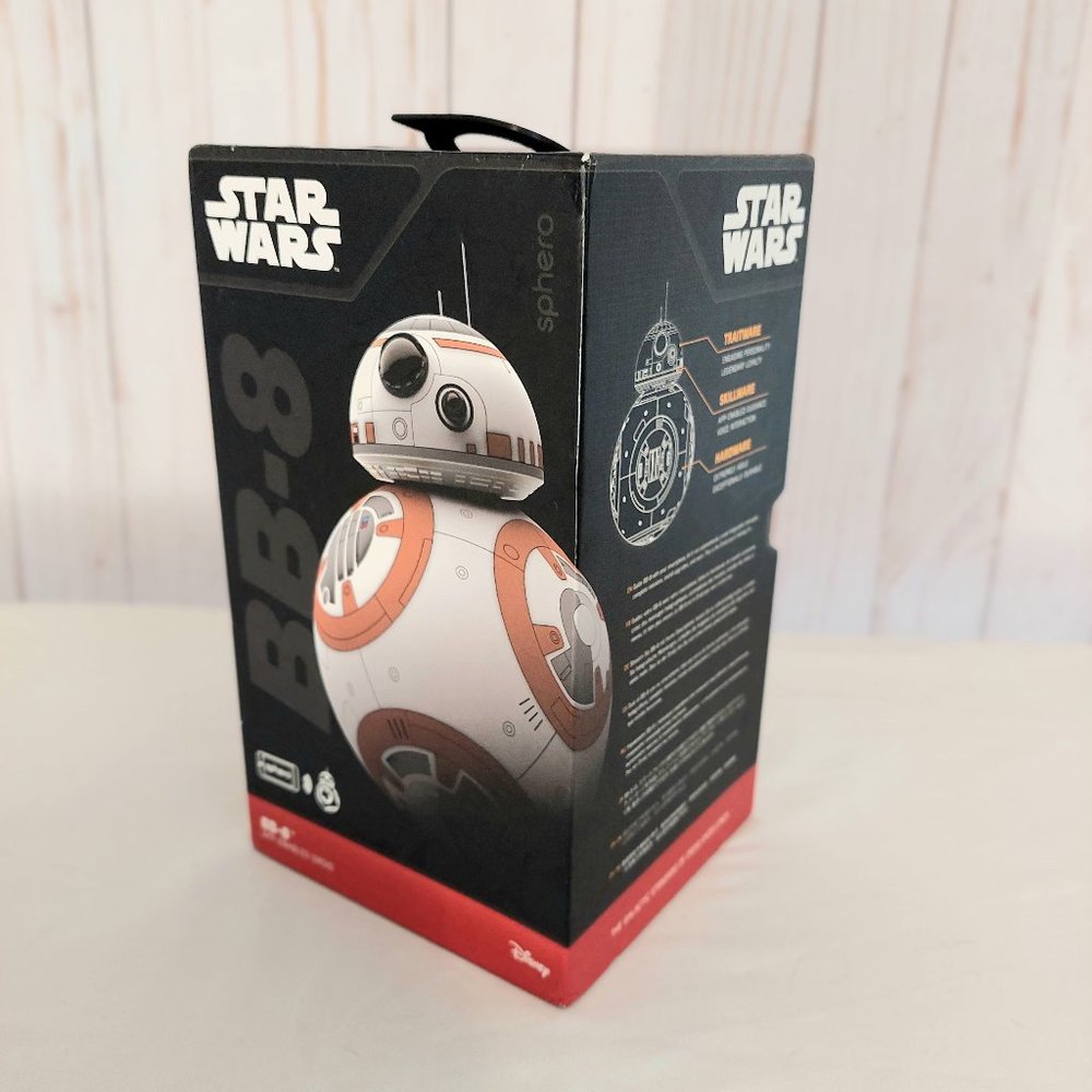 Sphero's Star Wat BB-8 droid